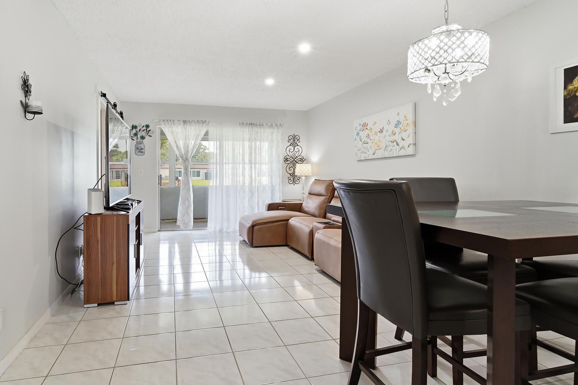 232 Lake Meryl Drive, West Palm Beach, FL 33411 Photo