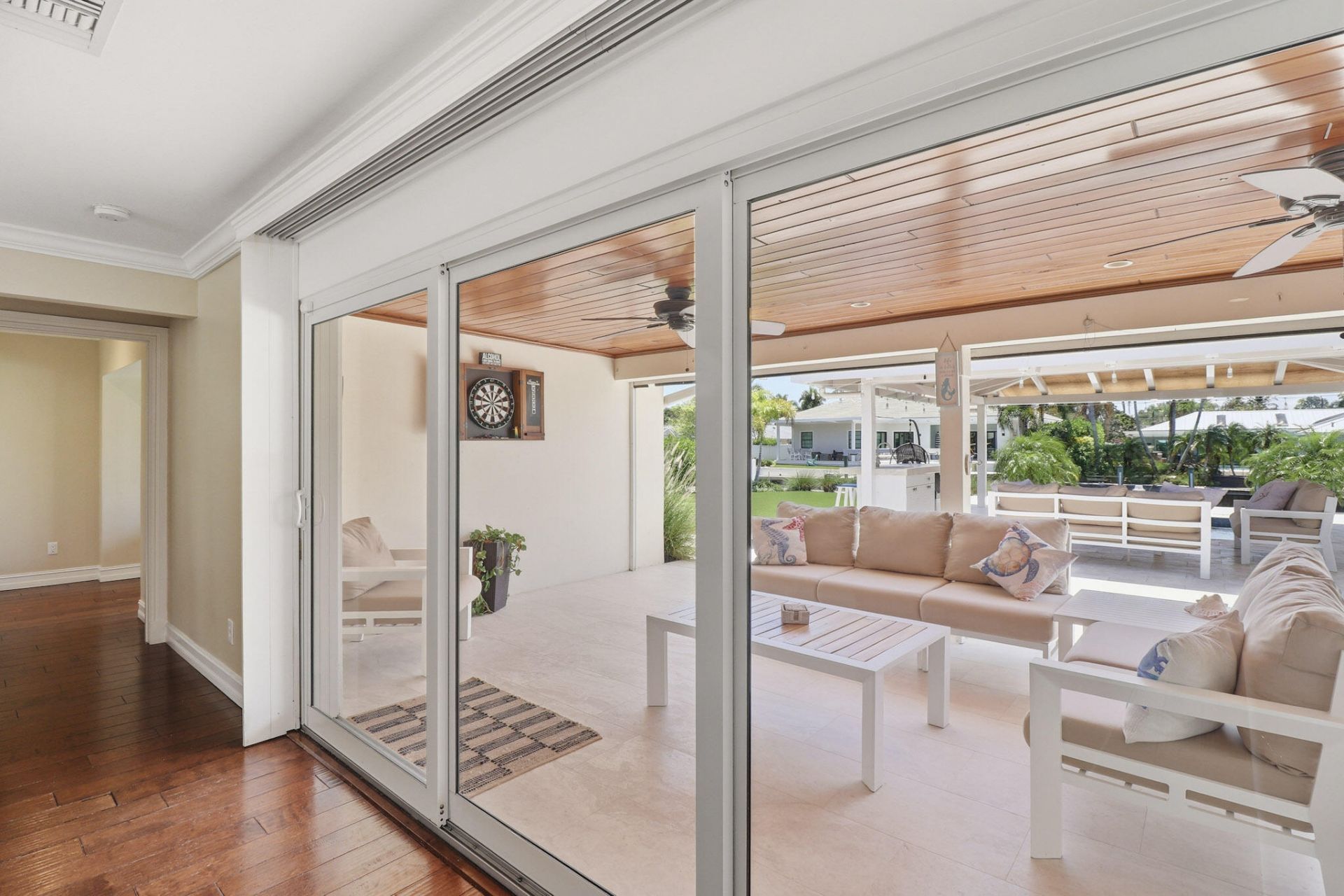 16 Leeward Circle, Tequesta, FL 33469 Photo