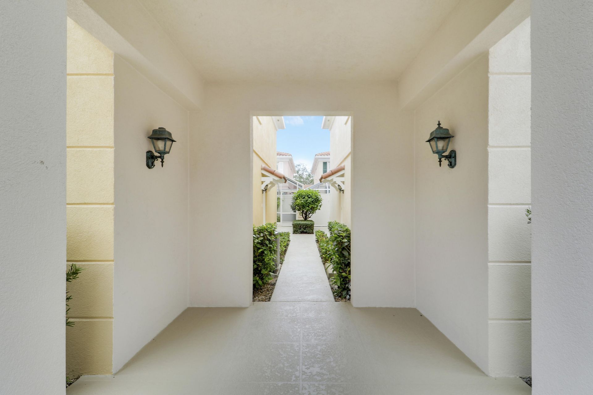 73 Laurel Oaks Circle, Jupiter, FL 33469 Photo