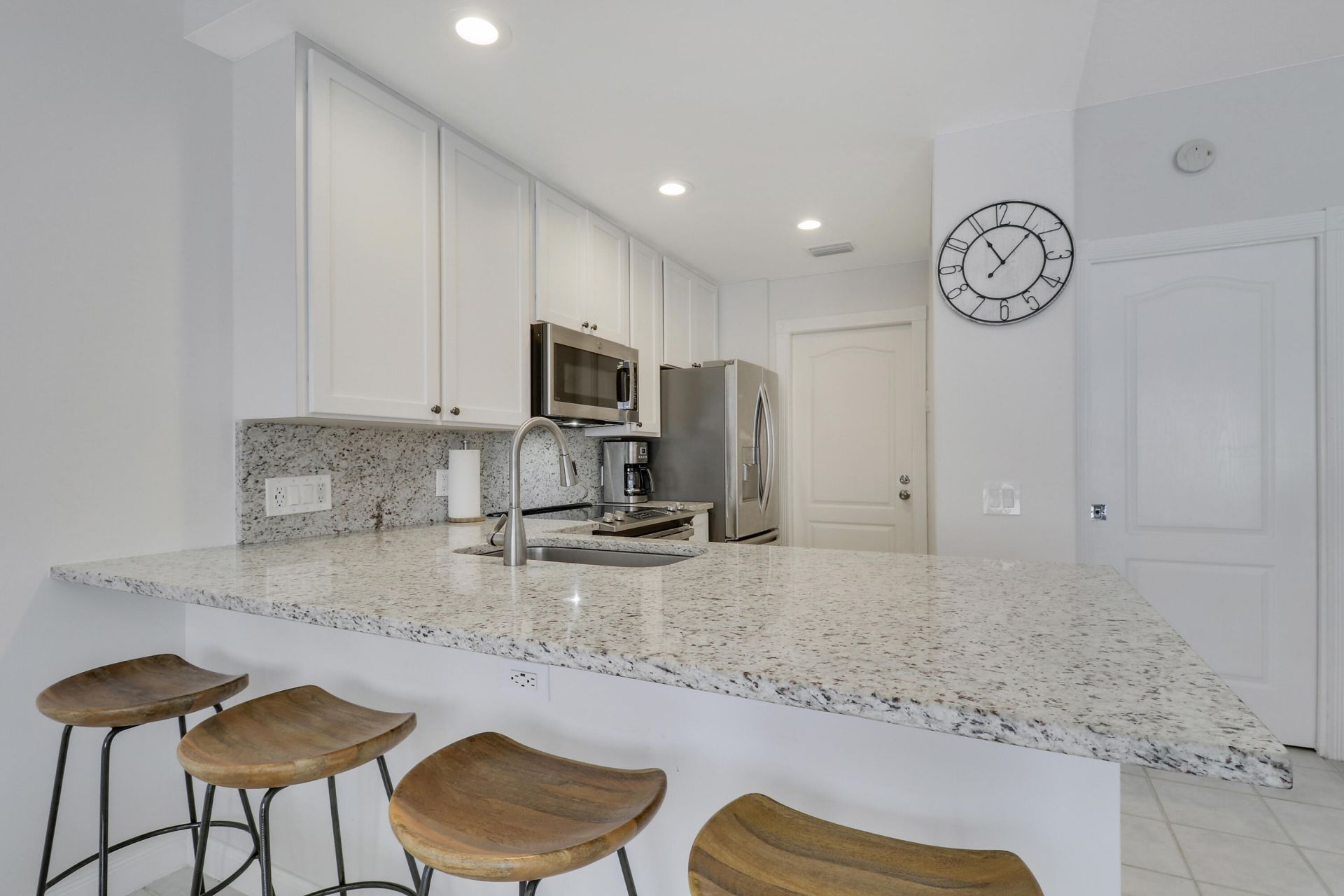 73 Laurel Oaks Circle, Jupiter, FL 33469 Photo