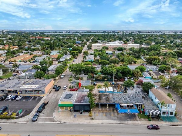 813 9th Avenue N, Unit B, Lake Worth Beach, FL 33460