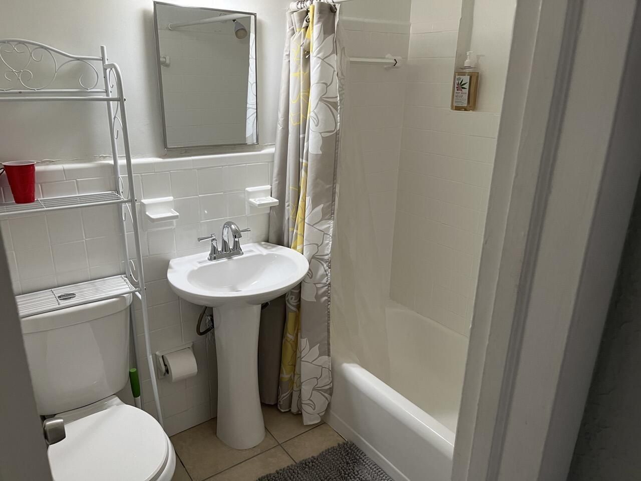 813 9th Avenue N, Unit B, Lake Worth Beach, FL 33460 Photo