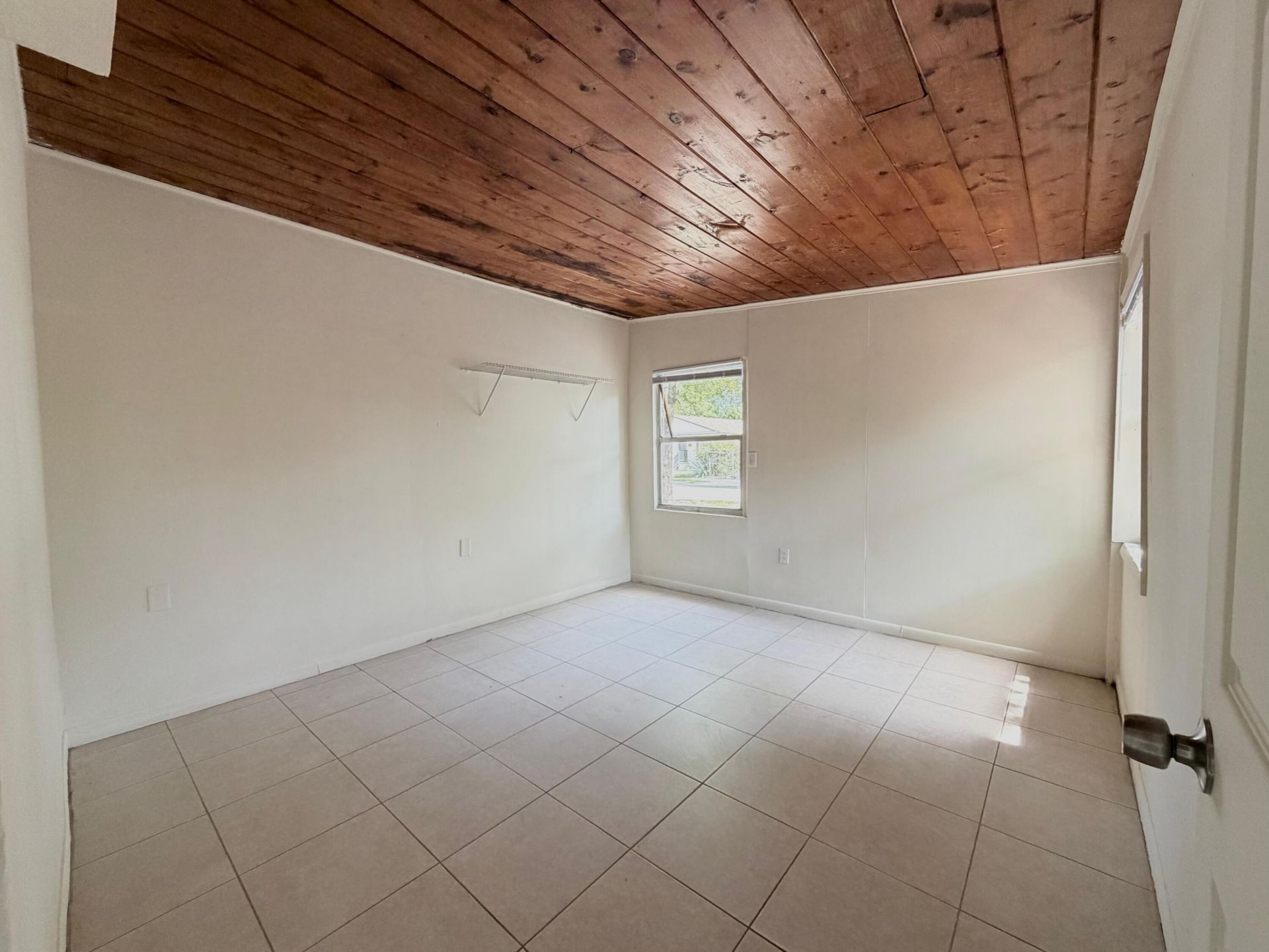 735 46th Street, West Palm Beach, FL 33407 Photo