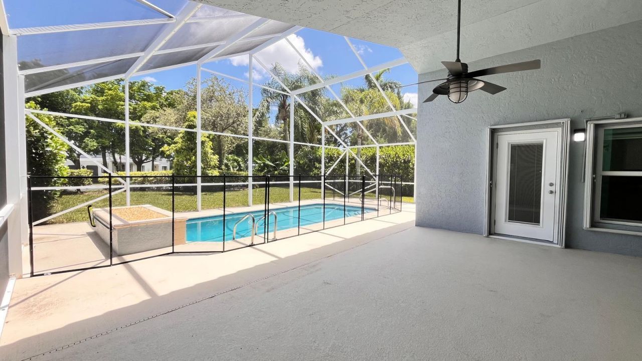 1627 Oak Berry Circle, Wellington, FL 33414 Photo
