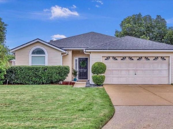 211 NADIA MICHELLE Court N, Jacksonville, FL 32225