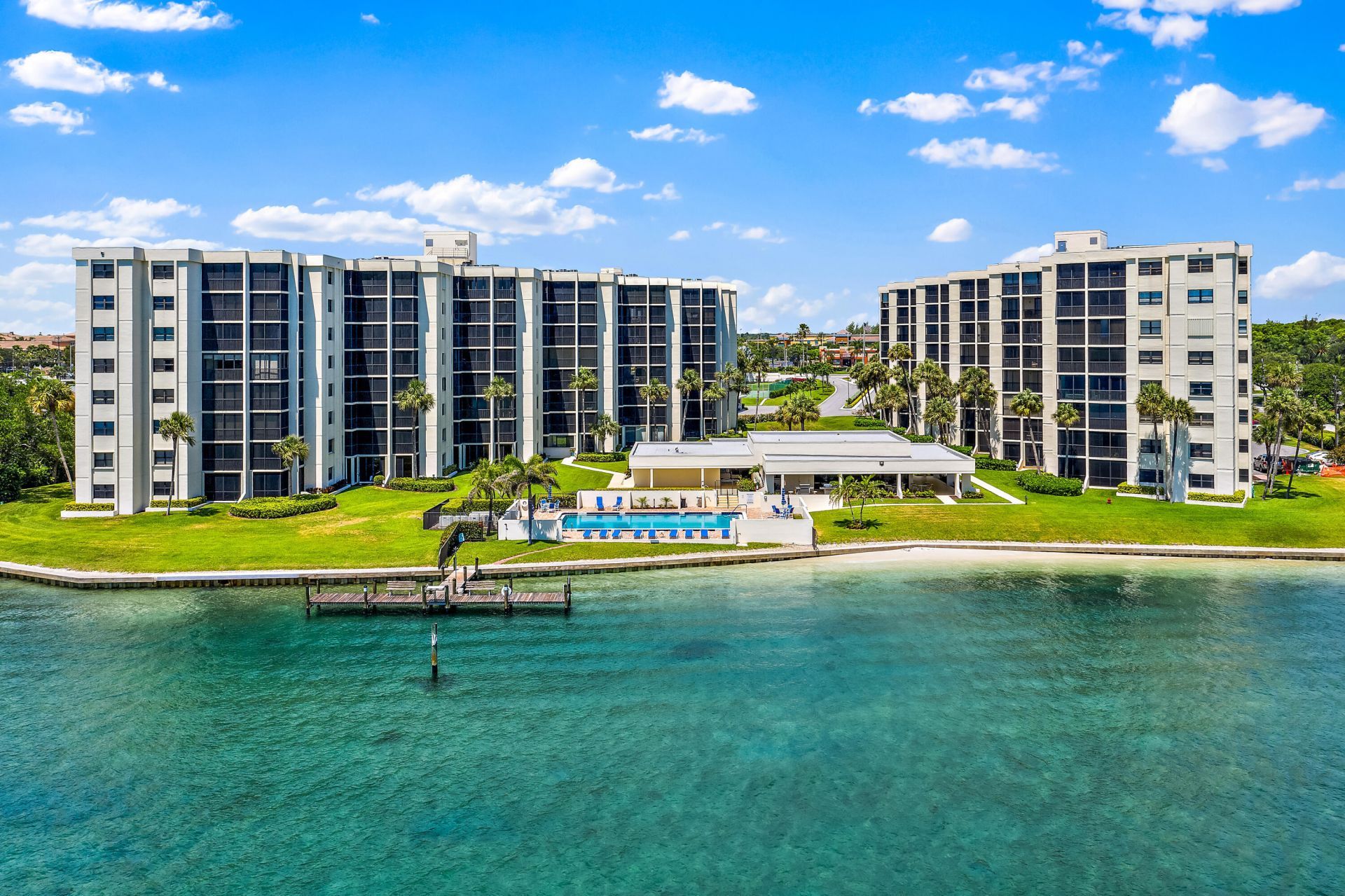 19800 Sandpointe Bay, Unit 104, Tequesta, FL 33469 Photo