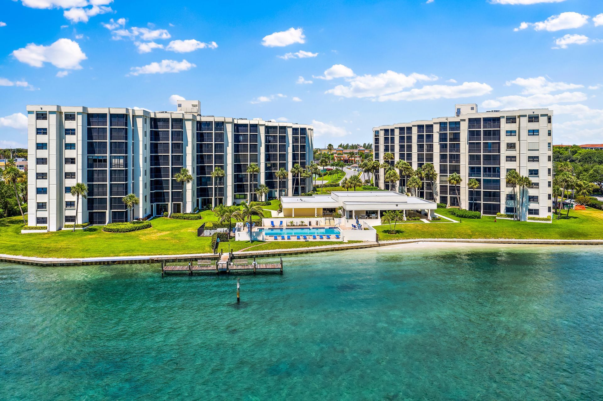 19800 Sandpointe Bay, Unit 104, Tequesta, FL 33469 Photo
