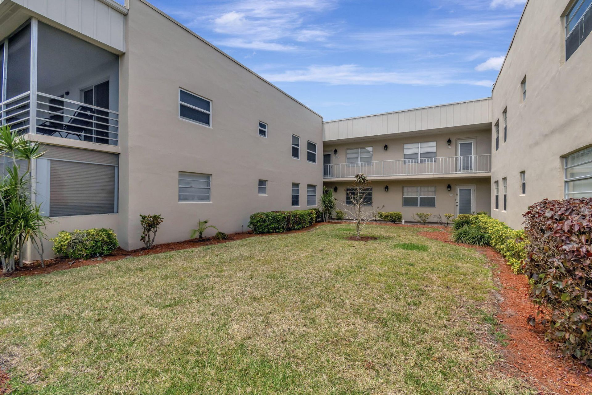 52 Burgundy B, Delray Beach, FL 33484 Photo