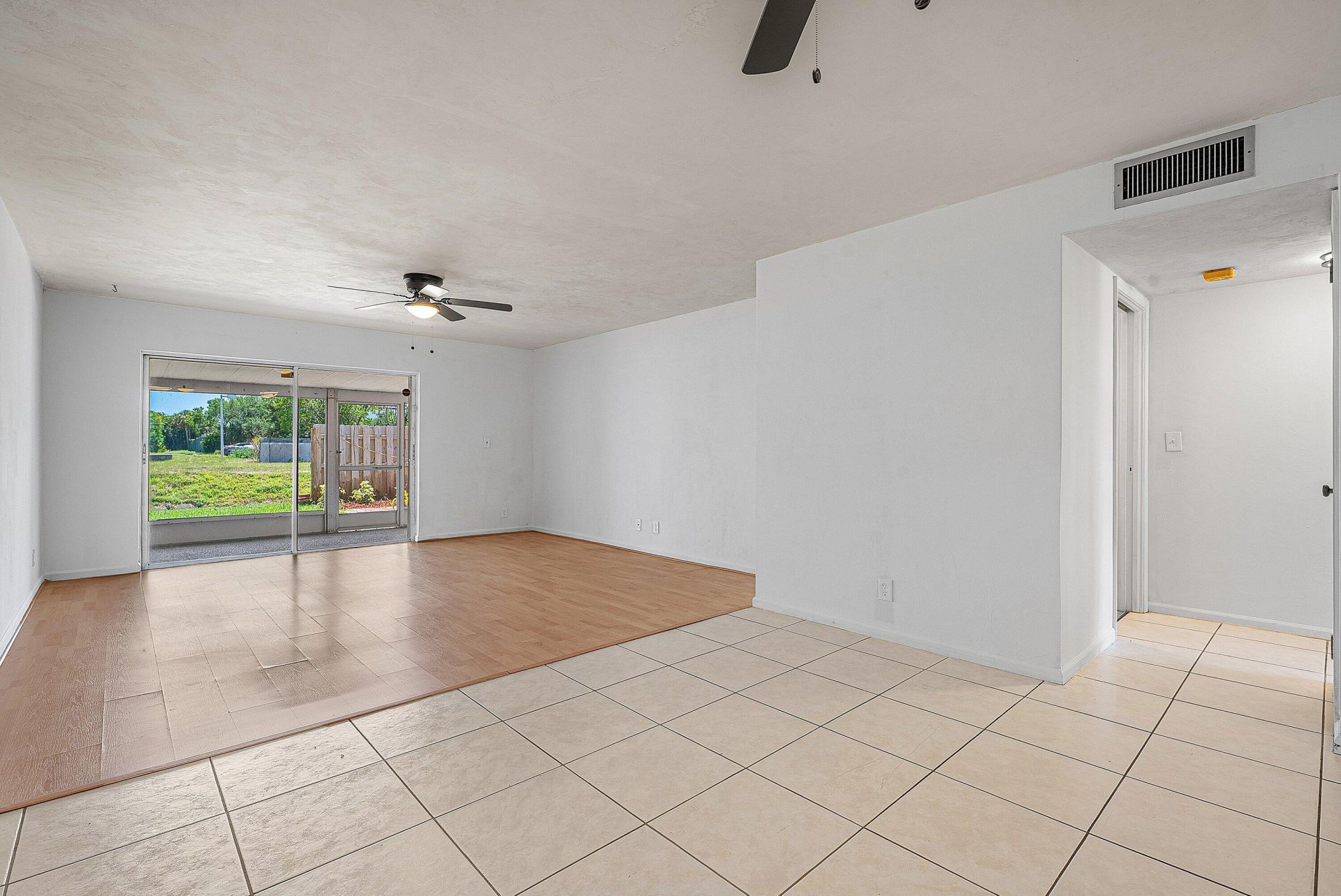 1440 SW 28th Avenue, Unit 10, Boynton Beach, FL 33426 Photo