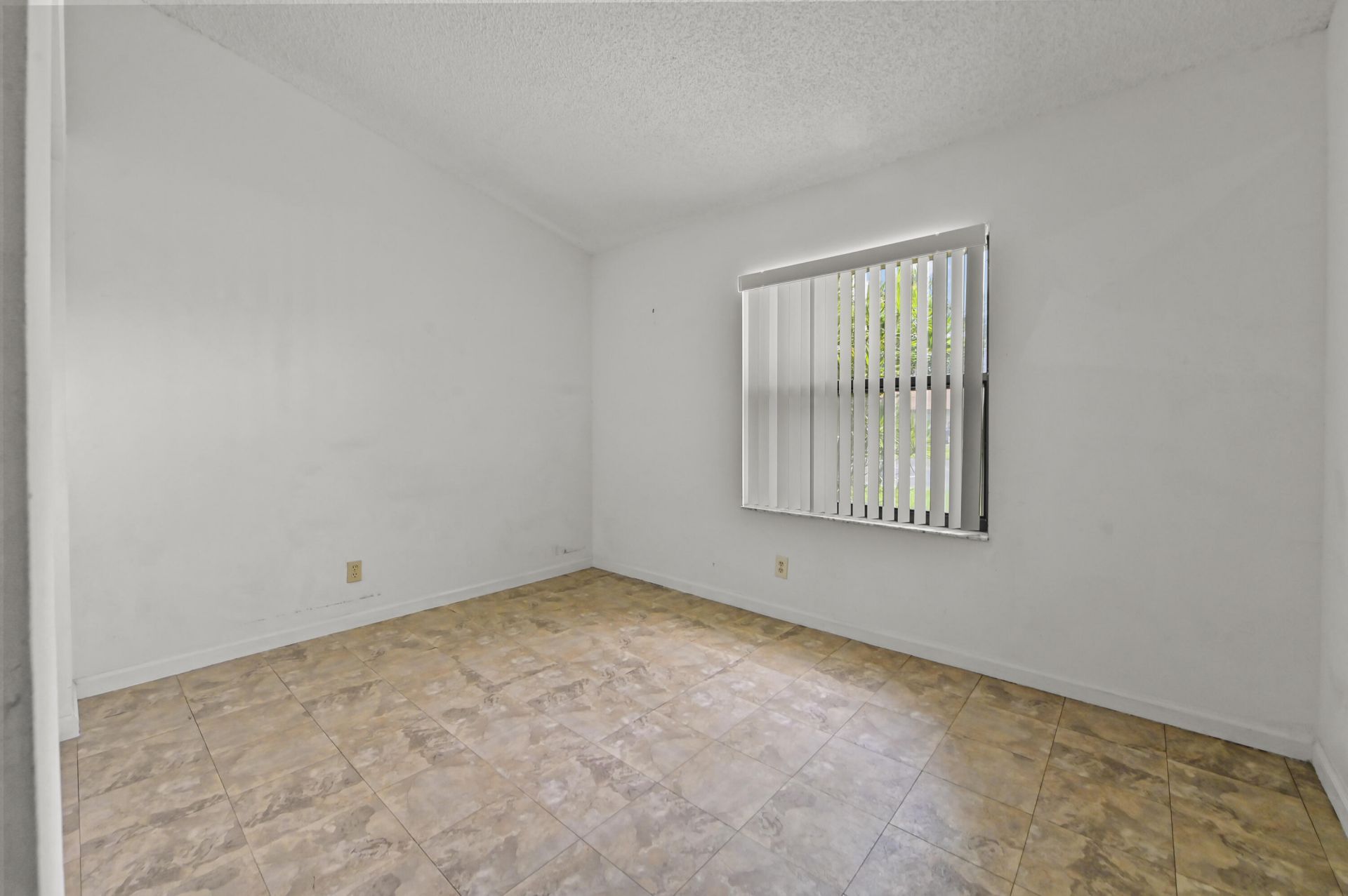 57 Via De Casas Norte, Boynton Beach, FL 33426 Photo