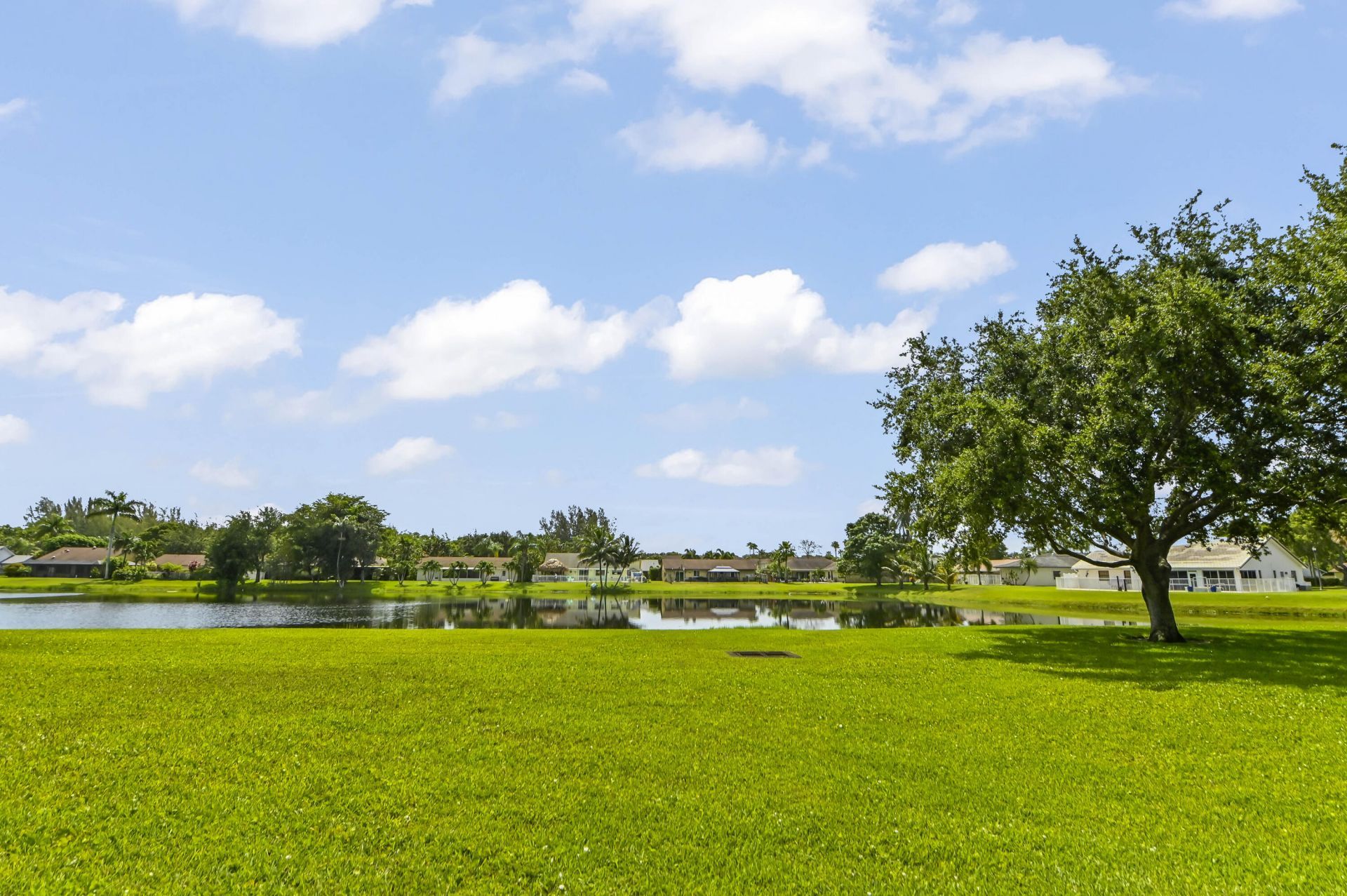 57 Via De Casas Norte, Boynton Beach, FL 33426 Photo