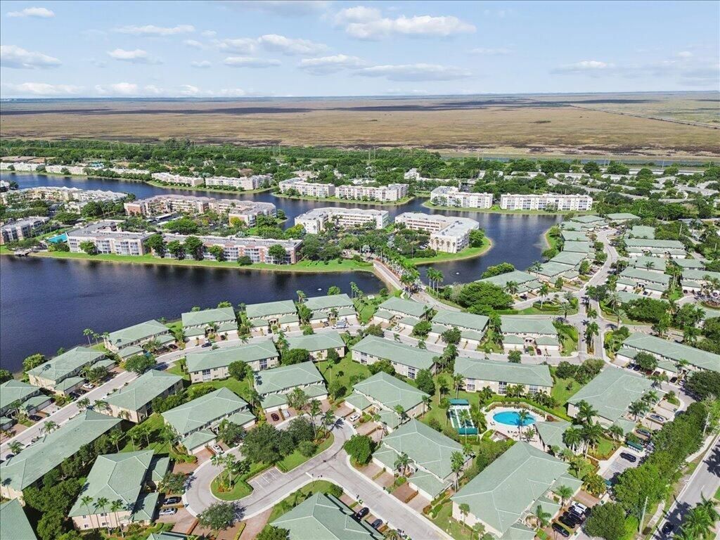 7937 Exeter Circle E, Unit 102, Tamarac, FL 33321 Photo