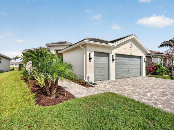 11758 SW Coral Cove Parkway, Port St. Lucie, FL 34987