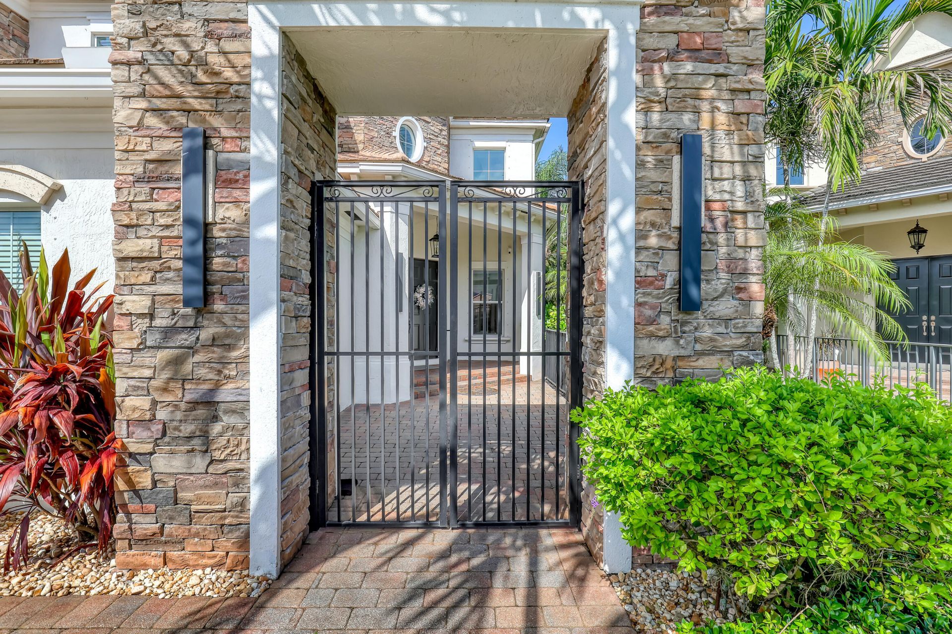 8541 Butler Greenwood Drive, Royal Palm Beach, FL 33411 Photo