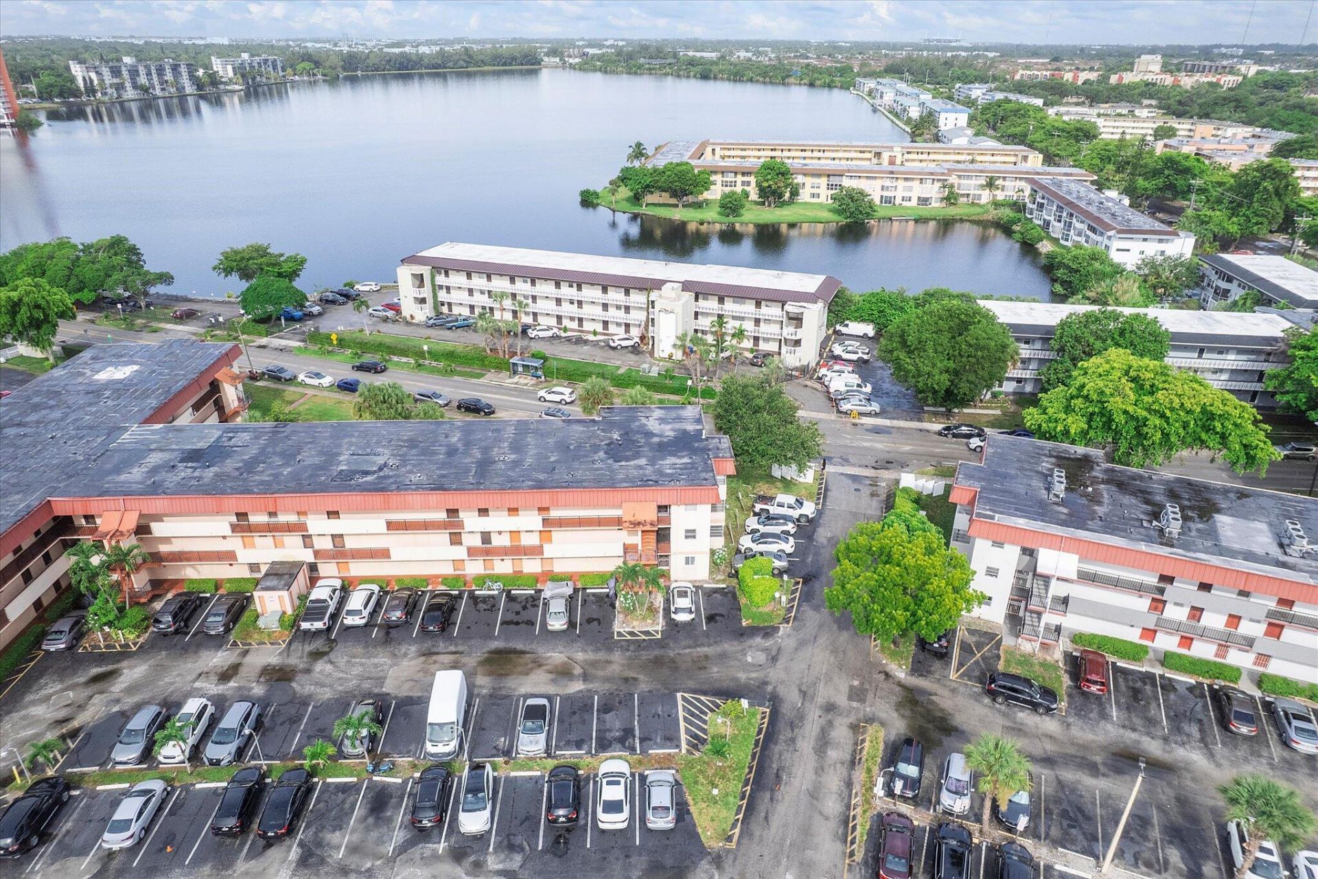 19001 NE 14th Avenue, Unit 145, Miami, FL 33179 Photo