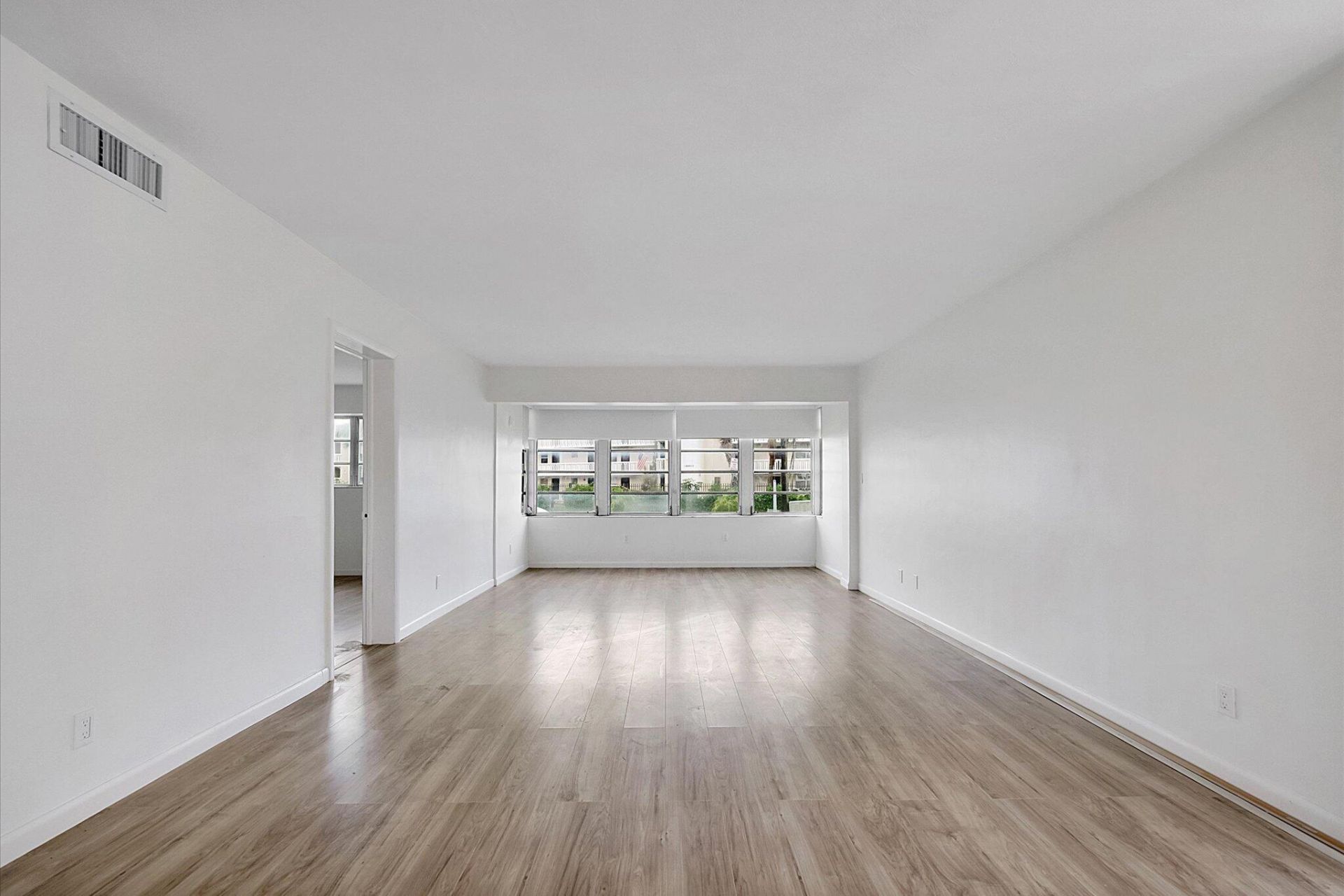 19001 NE 14th Avenue, Unit 145, Miami, FL 33179 Photo