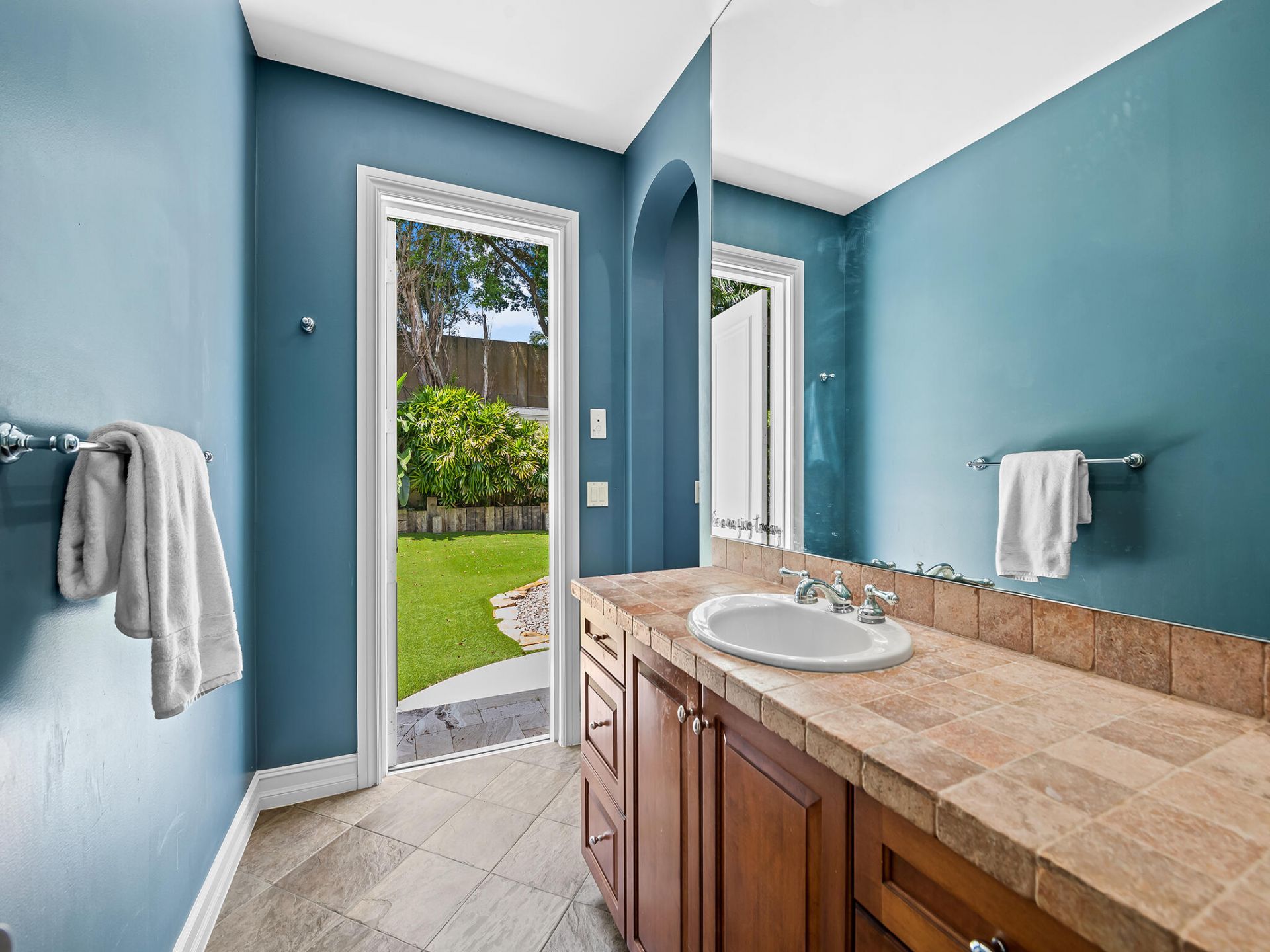 10800 Blue Palm Street, Plantation, FL 33324 Photo