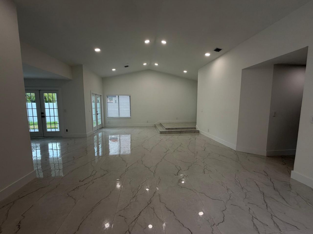 10688 San Bernardino Way, Boca Raton, FL 33428 Photo