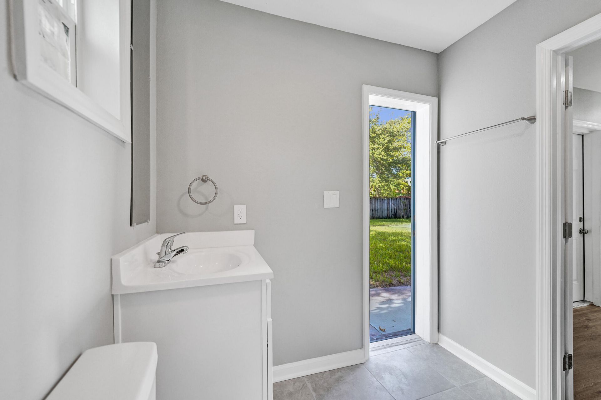 3330 SW 18th Street, Fort Lauderdale, FL 33312 Photo