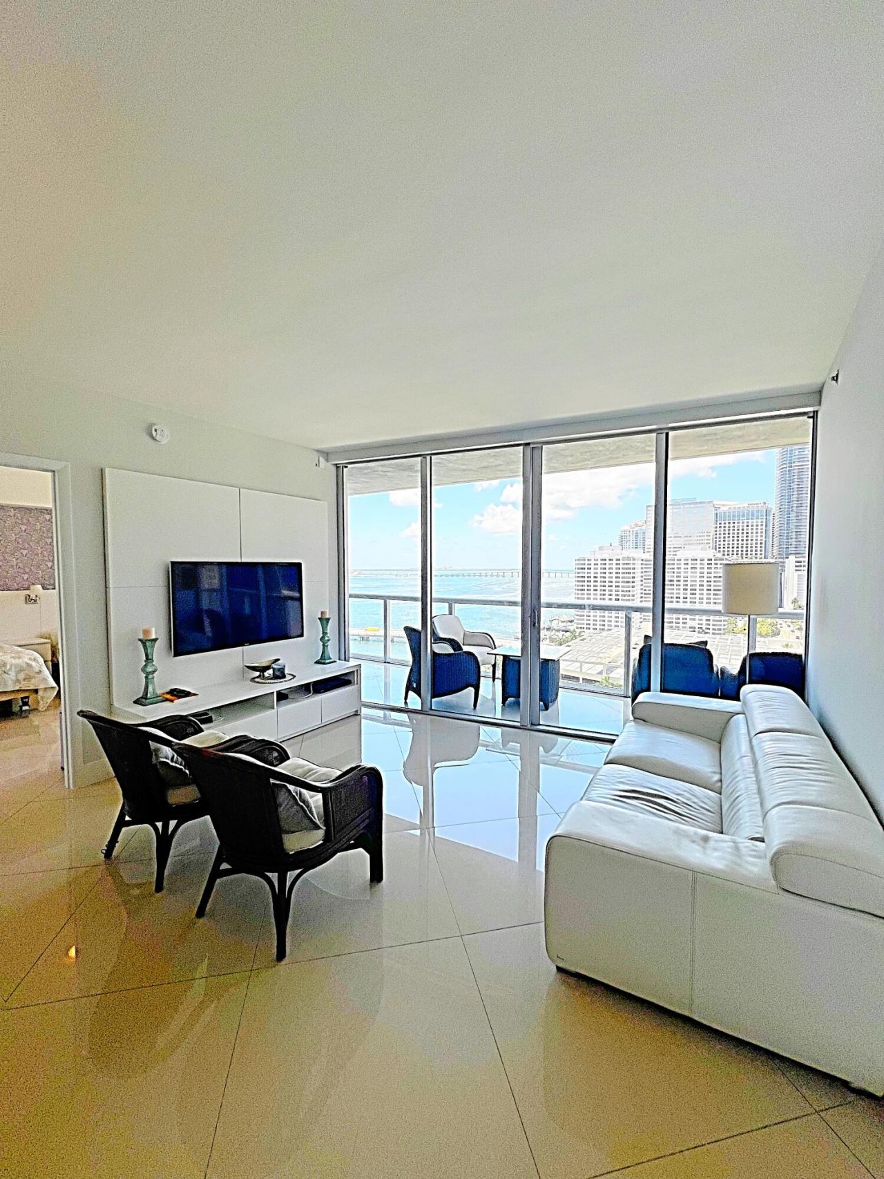 495 Brickell Avenue, Unit 1605, Miami, FL 33131 Photo
