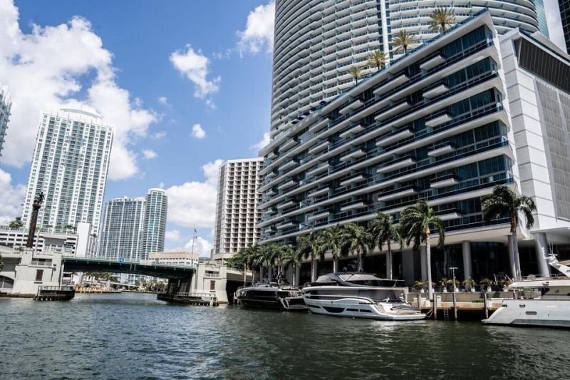495 Brickell Avenue, Unit 1605, Miami, FL 33131 Photo