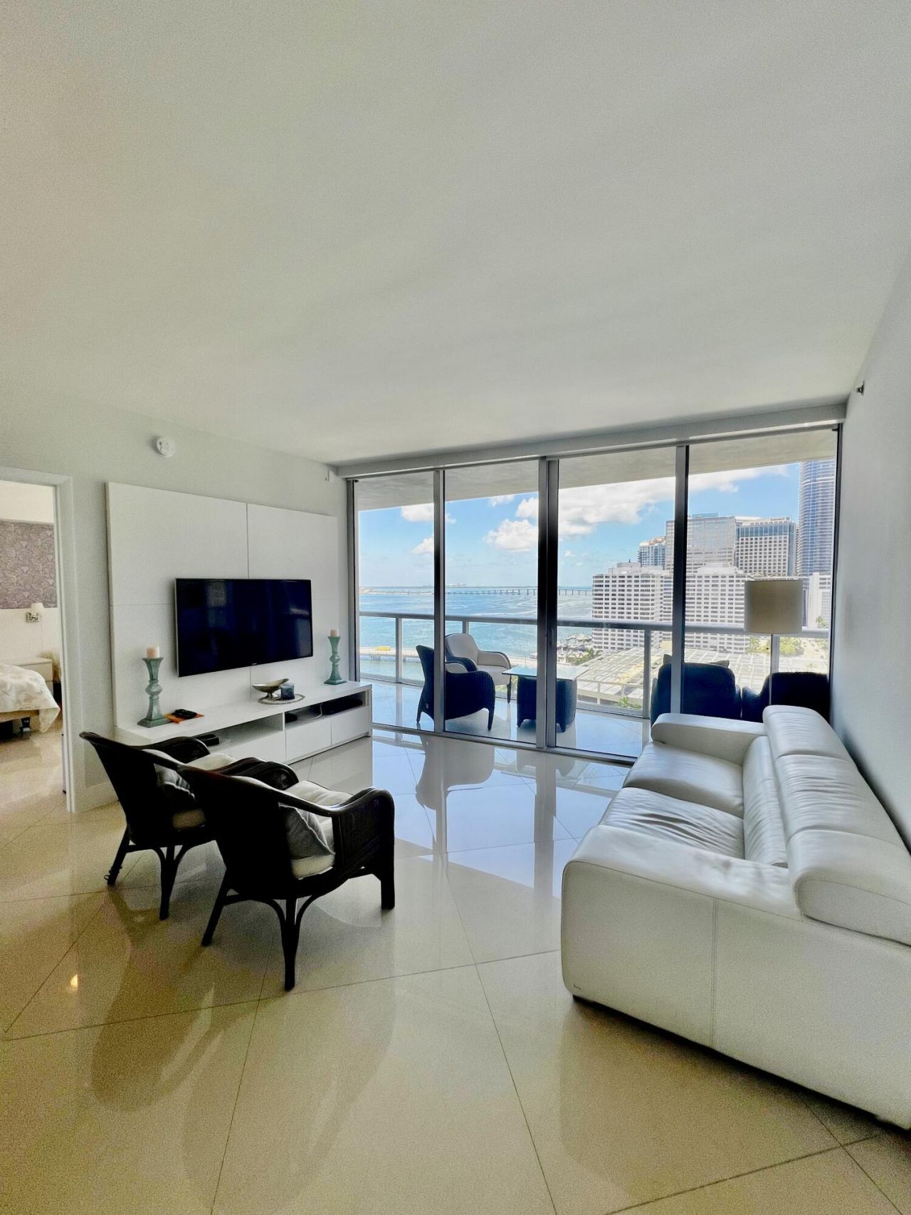 495 Brickell Avenue, Unit 1605, Miami, FL 33131 Photo