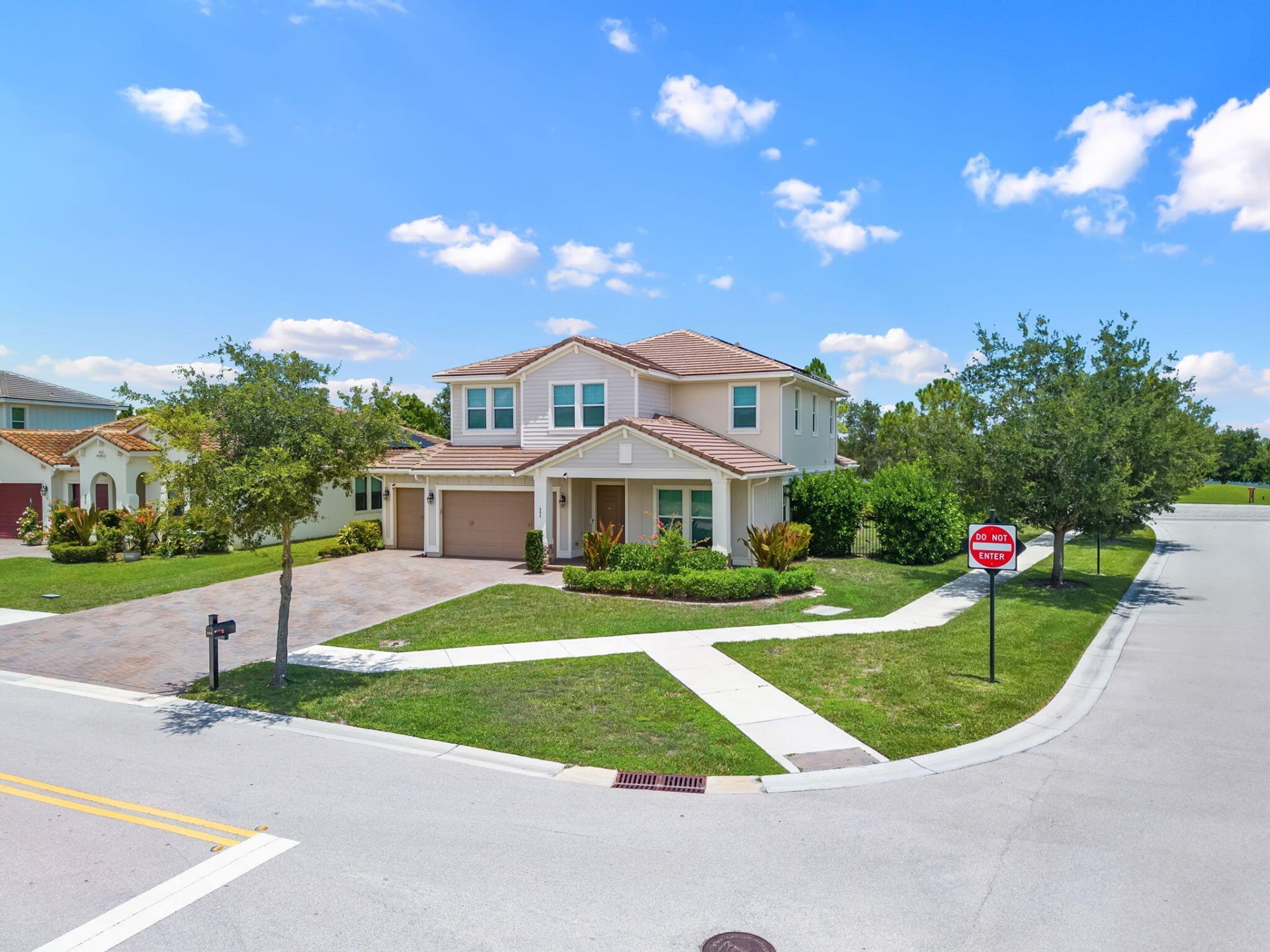 984 Sterling Pine Place, Loxahatchee, FL 33470 Photo