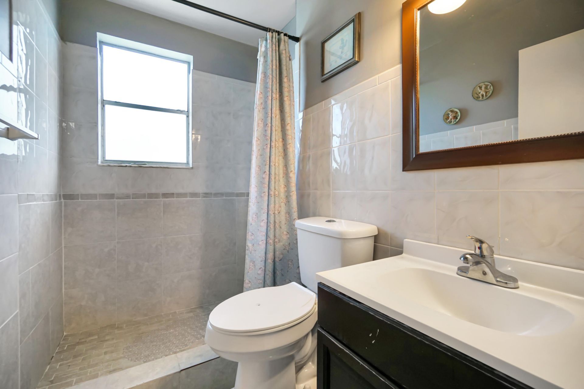 1067 W 43rd Place, Unit 68, Hialeah, FL 33012 Photo