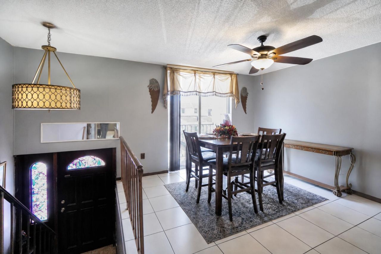1067 W 43rd Place, Unit 68, Hialeah, FL 33012 Photo