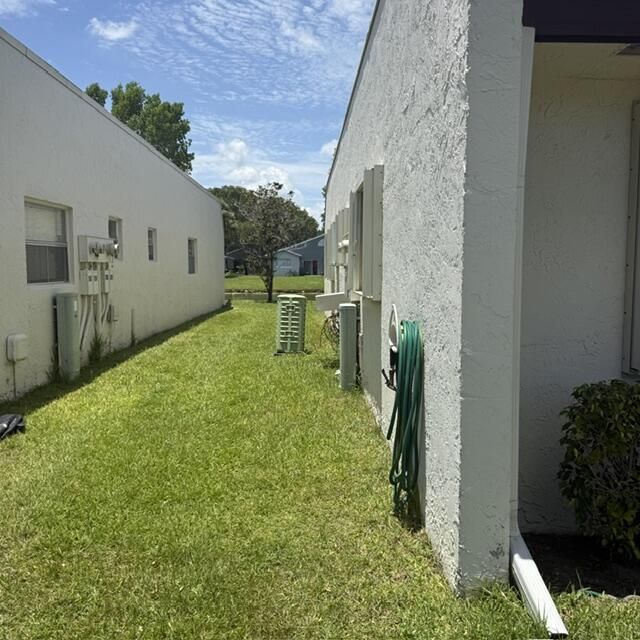 197 Lake Susan Lane, West Palm Beach, FL 33411 Photo