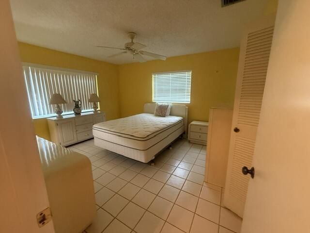 197 Lake Susan Lane, West Palm Beach, FL 33411 Photo