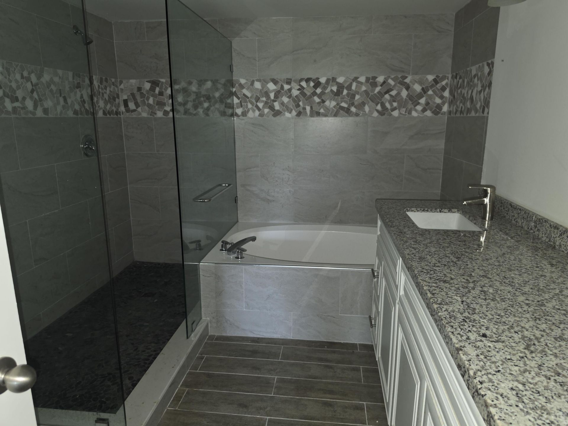 5951 Regal Glen Drive, Unit 104, Boynton Beach, FL 33437 Photo