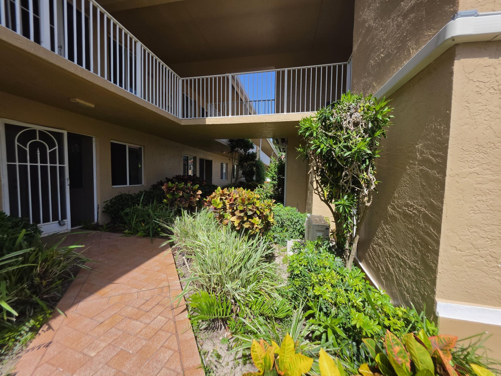 5951 Regal Glen Drive, Unit 104, Boynton Beach, FL 33437 Photo