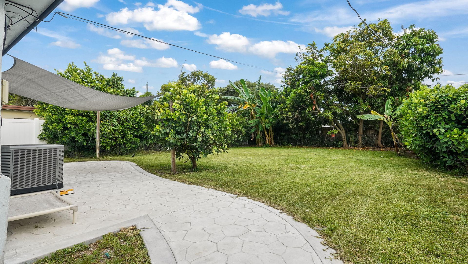 218 Glouchester Street, Boca Raton, FL 33487 Photo
