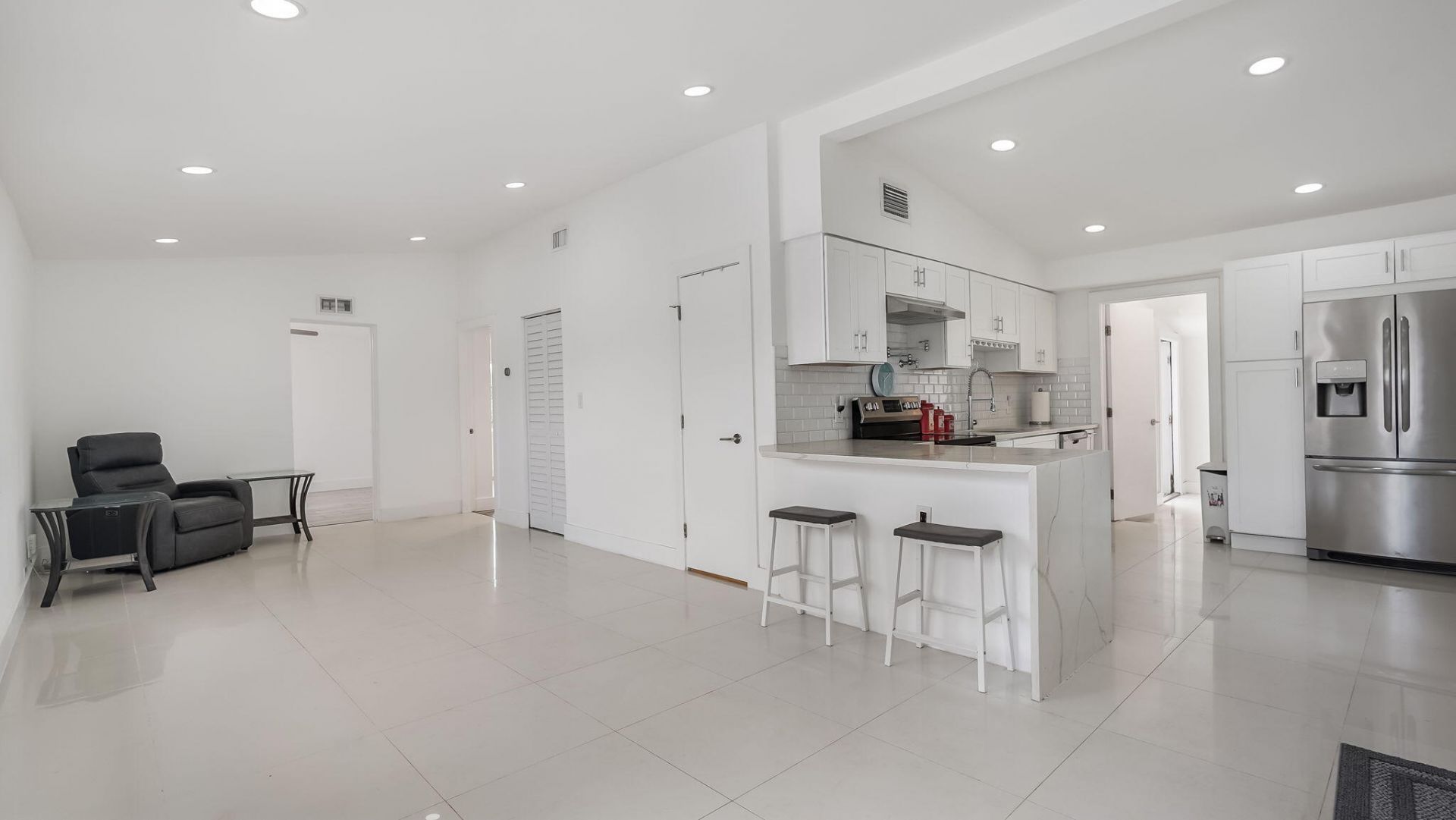 218 Glouchester Street, Boca Raton, FL 33487 Photo