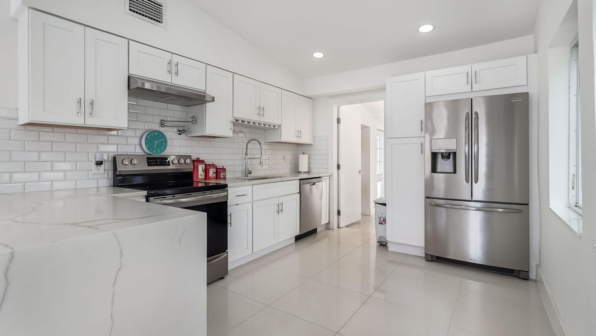 218 Glouchester Street, Boca Raton, FL 33487 Photo