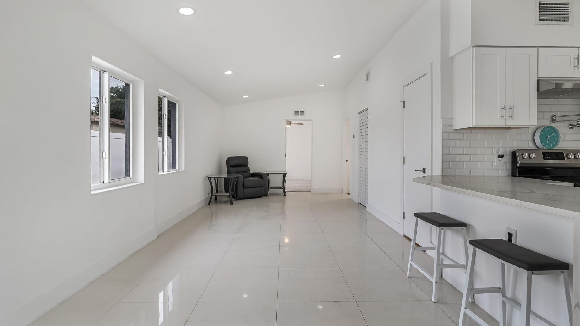 218 Glouchester Street, Boca Raton, FL 33487 Photo