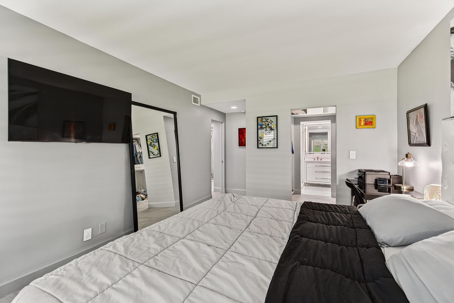 3800 Galt Ocean Drive, Unit 105, Fort Lauderdale, FL 33308 Photo