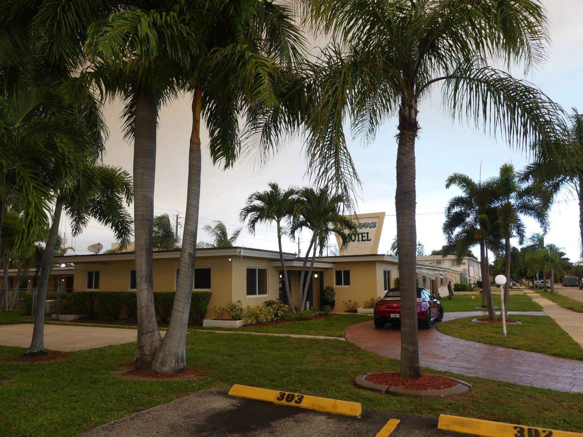 1743 Rodman Street, Hollywood, FL 33020 Photo