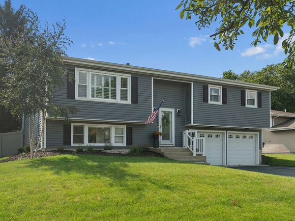 1029 S Cooper Street , New Lenox, IL 60451
