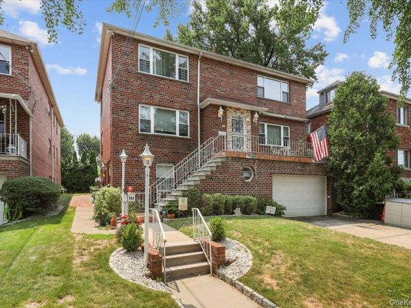 1184 Rhinelander Avenue , Bronx, NY 10461