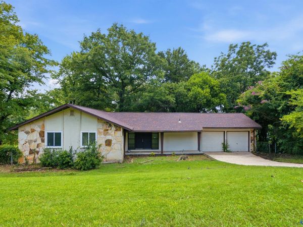 6001 Cowin Drive NW, Huntsville, AL 35810
