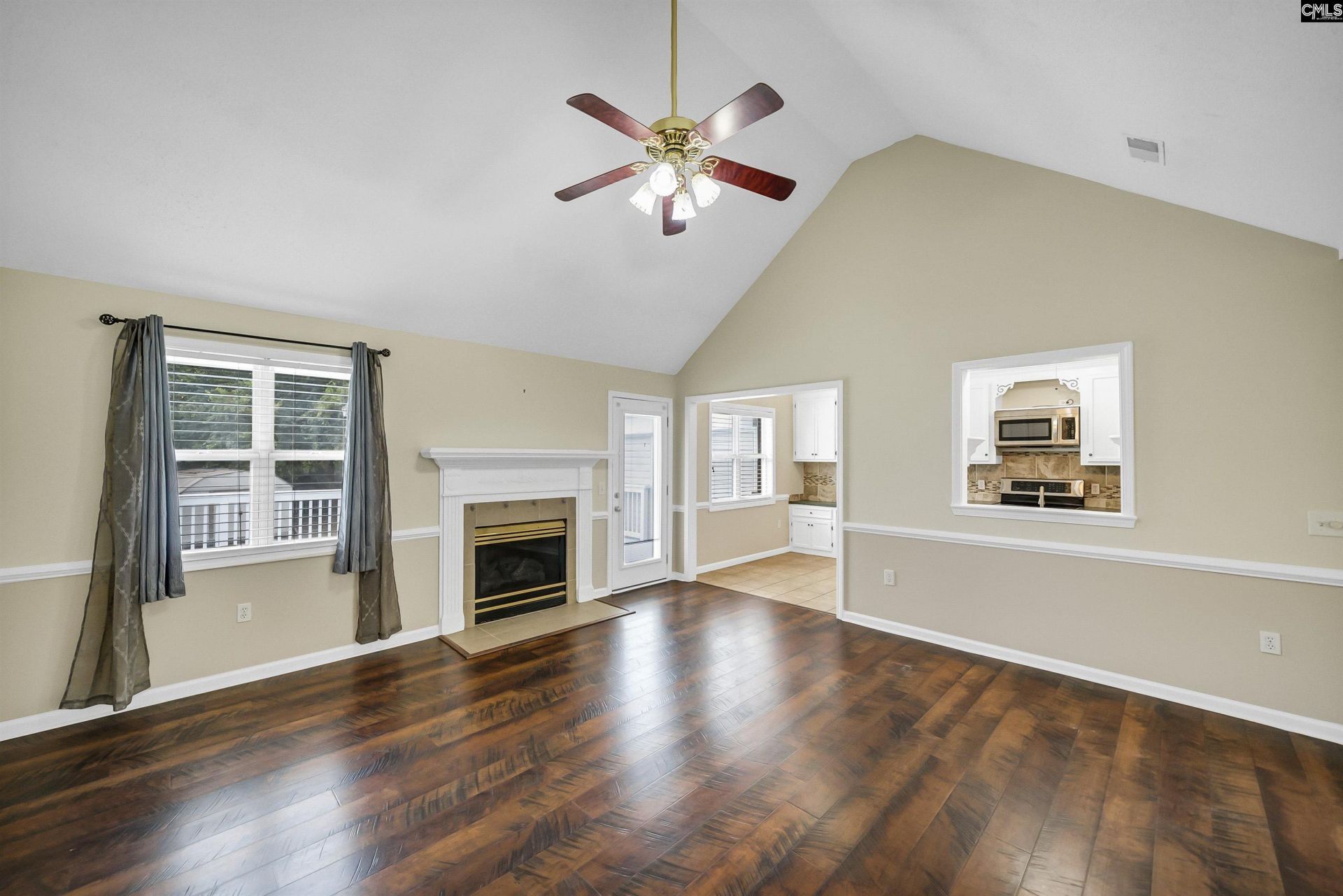 186 Cornerstone Lane  Photo 6