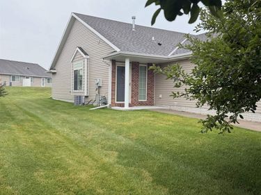 622 Carlton Drive, Lincoln, NE 68512