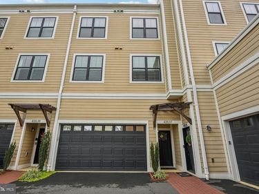 43537 MICHIGAN SQUARE, LEESBURG, VA 20176