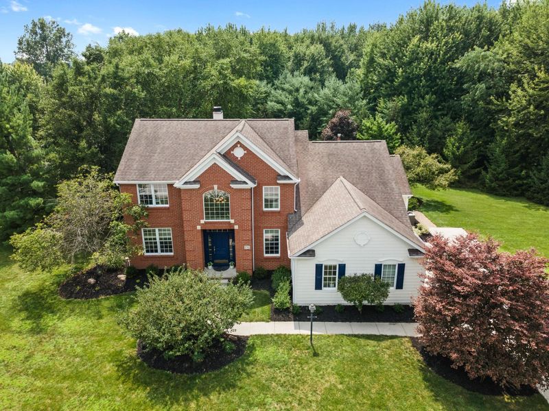 5792 Medallion Drive W, Westerville, OH 43082 Photo 4