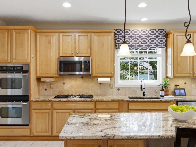 5792 Medallion Drive W, Westerville, OH 43082 Photo 9