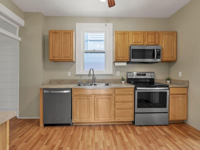 114 N Walnut Street, Baltimore, OH 43105 Photo 14