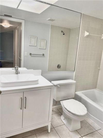 4955 Pepper Cir , Unit B-204, Naples, FL 34113 Photo