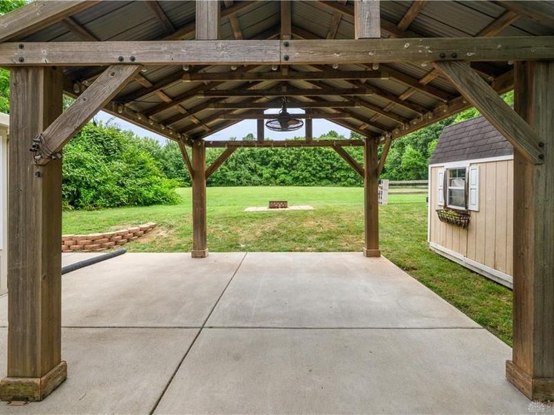 202 Choctaw Circle, Franklin, OH 45005 Photo 16
